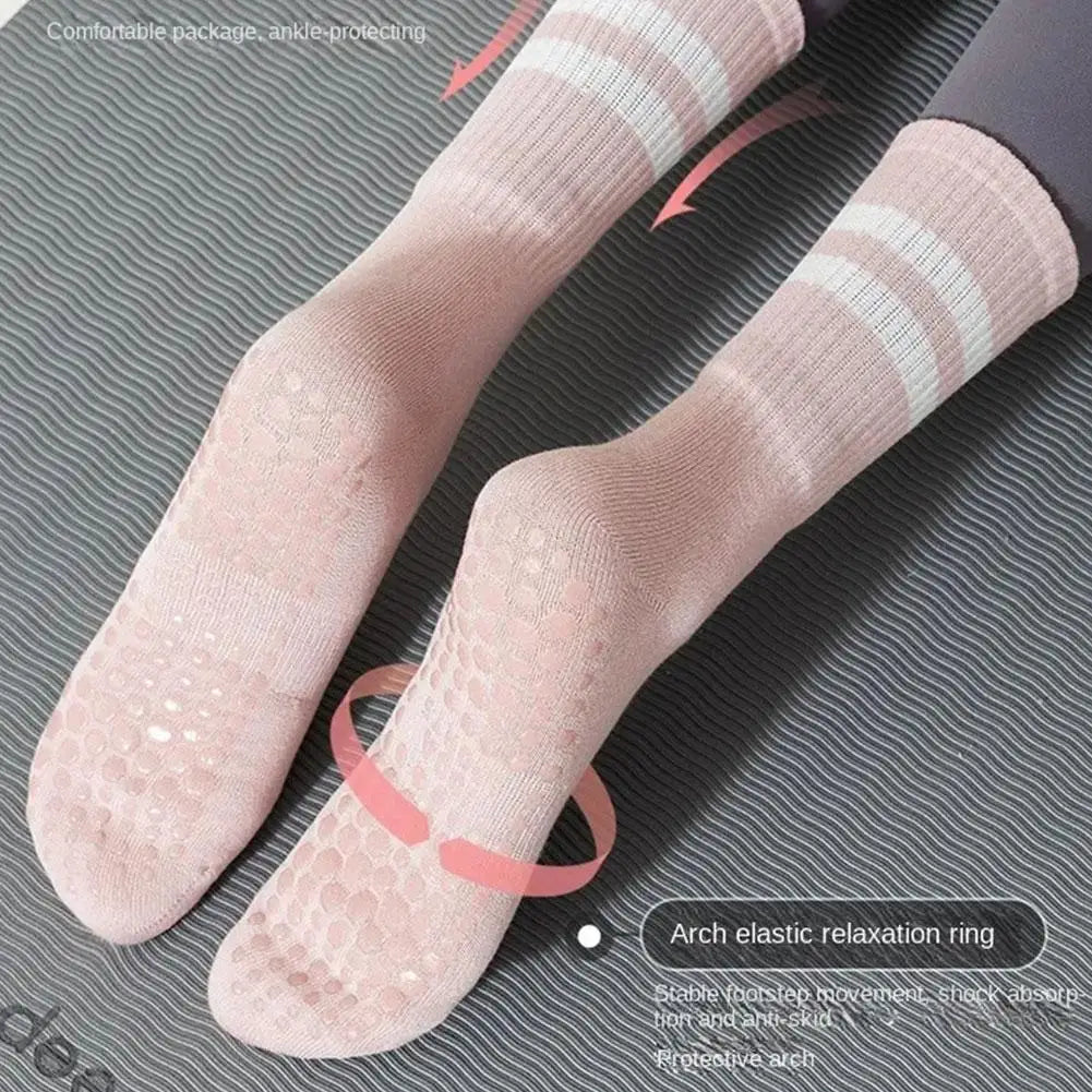 Non-Slip Yoga Socks - Professional Grip Mid-Tube Pilates Fitness Socks - Pals Moda